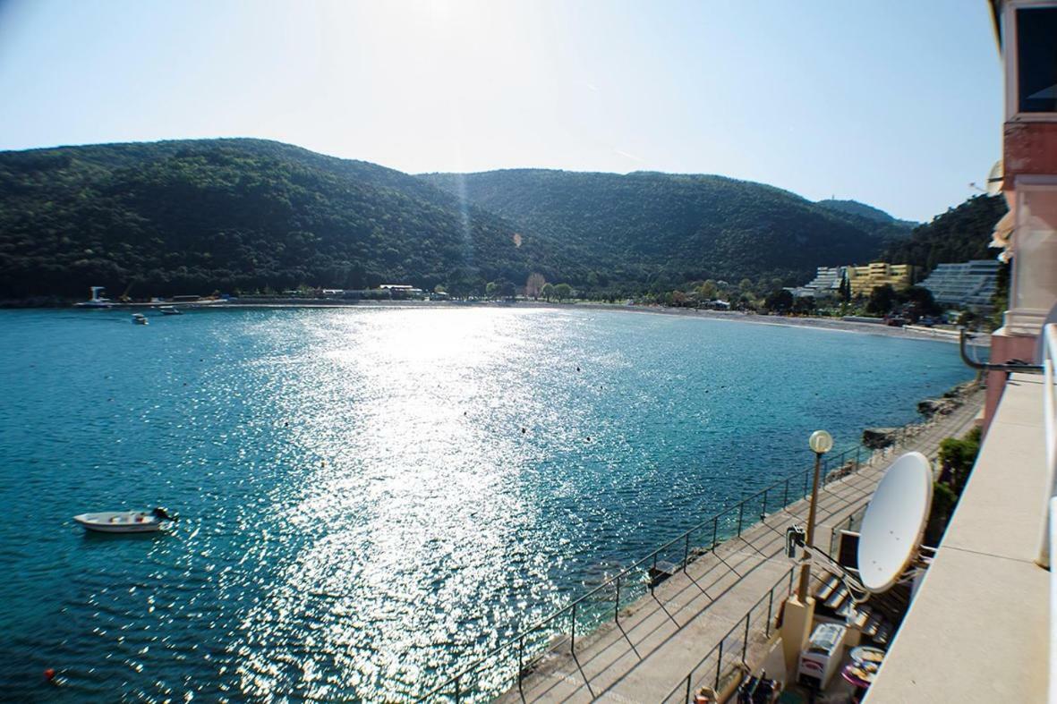 Irene Apartment By The Sea - Privat Parking Rabac Exterior photo